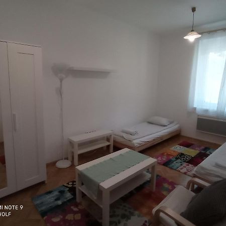Gizella Apartman Eger Eksteriør bilde