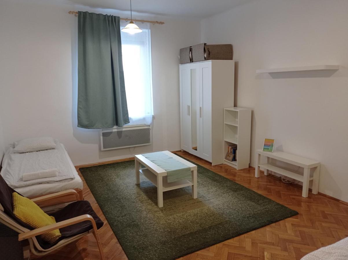 Gizella Apartman Eger Eksteriør bilde